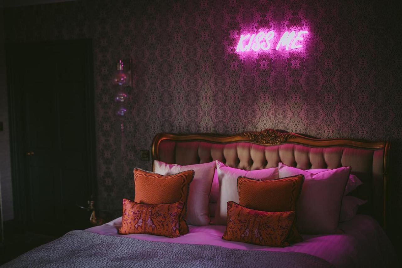 The Tempus At Charlton Hall Estate Отель *